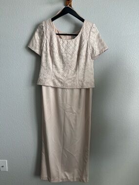 Vintage  Karen Miller Elegant Cream Embellished Women's Cocktail or MOB Dress